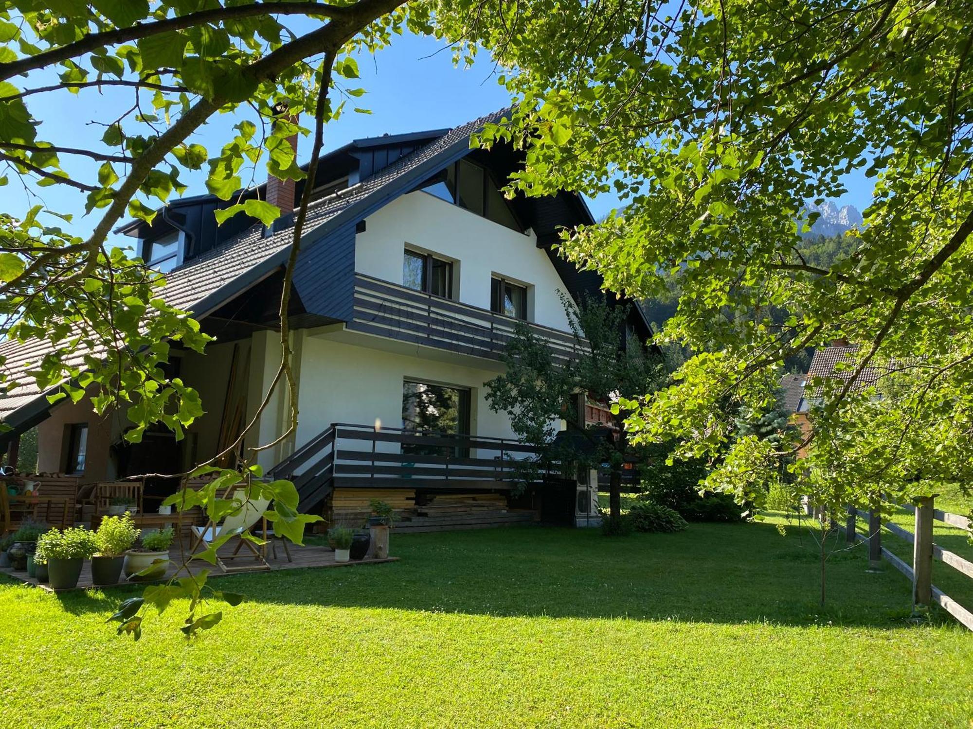 Apartment Zidana Marela - Attic With A View Kranjska Gora Εξωτερικό φωτογραφία